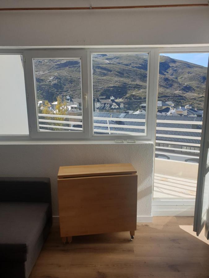 דירות סיירה נבדה Atico Montblanc Zona Baja מראה חיצוני תמונה